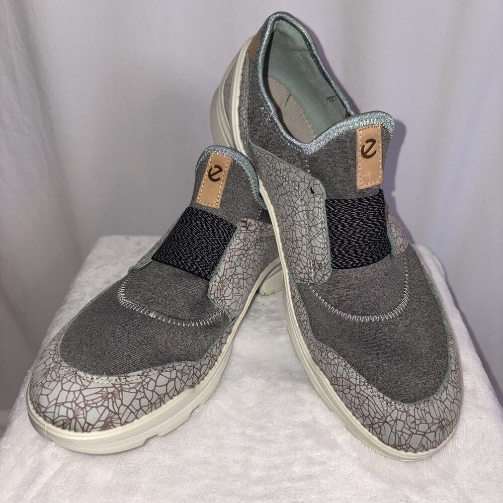 Ecco Biom Street Slip On Blue & Gray Light Sneakers Size 41 / US Women’s 10 EUC